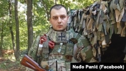 Neđo Panić a plecat să lupte de partea Rusiei în Ucraina în primăvara anului 2025 – un act care, conform legii bosniace, e o infracțiune penală pedepsită cu închisoare de la trei luni la zece ani. (Fotografie preluată de pe Facebook.) 