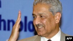 Abdul Qadeer Khan, 24 dekabr 2003