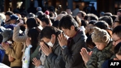 Rugăciunea de la Meiji shrine din Tokyo