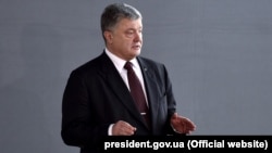 Ukrainanyň prezidenti Petro Poroşenko