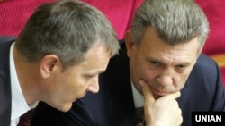 Вадим Колесніченко та Сергій Ківалов у парламенті