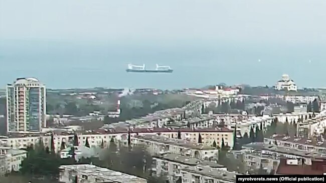 Судно LAODICEA на вході в Севастопольську бухту (31.01.2021)