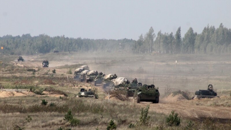Ці лягуць беларусы пад танкі NATO?