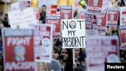 Protest anti-Trump la Washington