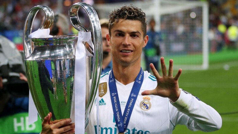 Фудбалската ѕвезда Роналдо осуден за затајување данок