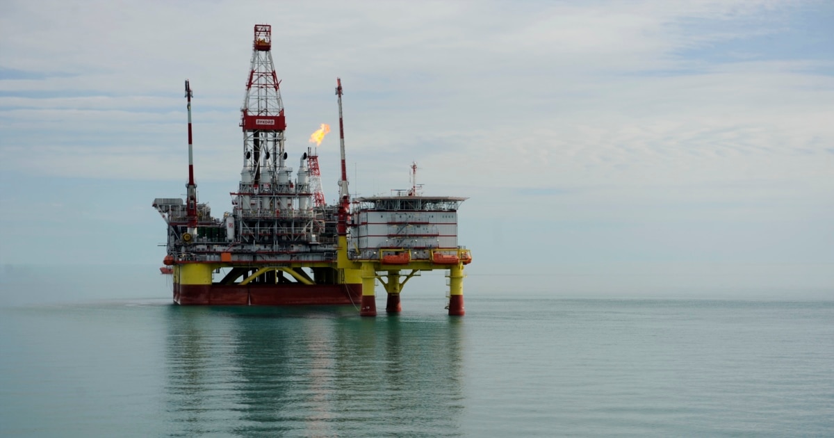 უკრაინამ კასპიის ზღვაში პირველად დაარტყა რუსეთის ნავთობის მომპოვებელ ობიექტს