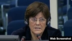 Eva Tabo svjedoči na suđenju Ratku Mladiću, 13. studeni 2013.