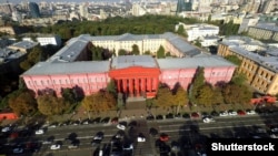 Главное здание Киевского национального университета имени Тараса Шевченко