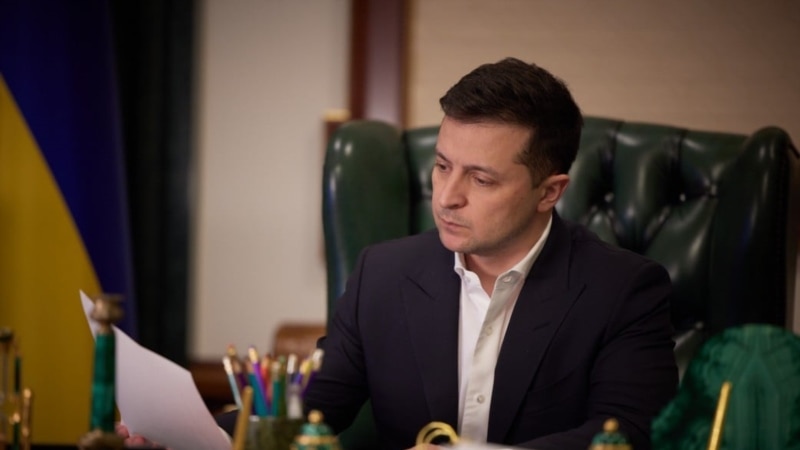 Зеленский прокомментировал введение санкций против Януковича, Аксенова и Поклонской