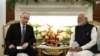 Presidenti i Rusisë, Vladimir Putin, dhe kryeministri i Indisë, Narendra Modi, takohen në Nju Delhi, 5 dhjetor.