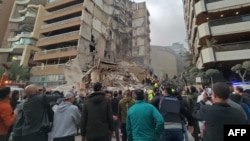 İsrail in Beyrutun Tallet əl-Hayat rayonuna hava zərbəsi.