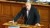 Премиерът Бойко Борисов представя пред парламента предложението на кабинета си за извънредно положение заради коронавируса