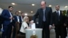 Armenia - Former President Levon Ter-Petrosian casts a ballot in parliamentary elections, Yerevan, April 2, 2017