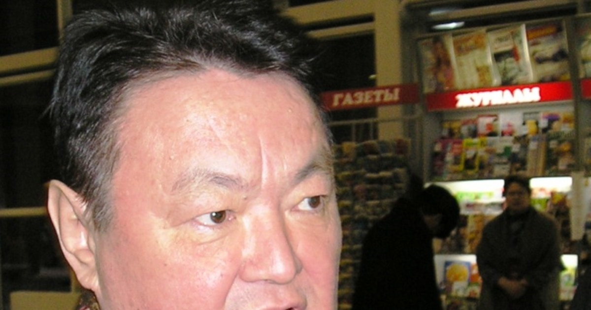 ХХХ әйелдер жатақханасы Әйел өзінің жынысы туралы пікір айтады