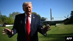 ԱՄՆ նախագահ Դոնալդ Թրամփը զրուցում է լրագրողների հետ, Վաշինգտոն, ապրիլ, 2026թ.