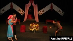 2011 елда “Нәүрүз” фестивалендә катнашкан М.Чакир исемендәге гагауз милли драма театры