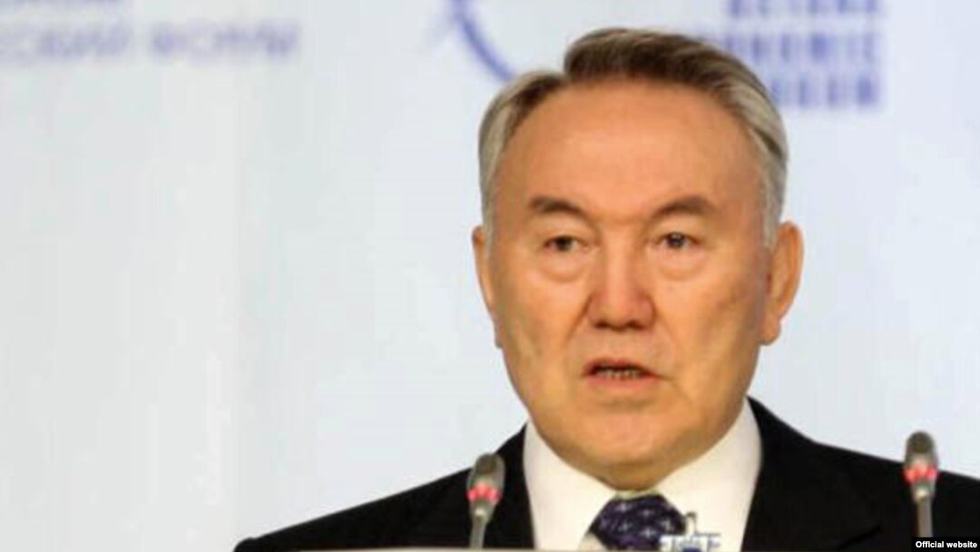 Президент Н.Назарбаевтың Экономикалық форумда сөйлеп тұрған сәті. Астана, 11 наурыз 2009 ж.