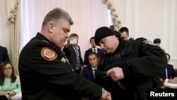Затримання голови ДСНС Сергія Бочковського під час засідання уряду, 25 березня 2015 року