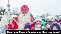 Сергей Прокопьев – добрый Дедушка Мороз