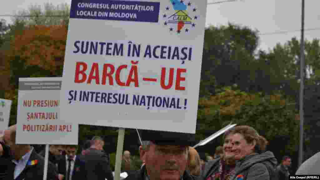 Primarii constată și protestează...