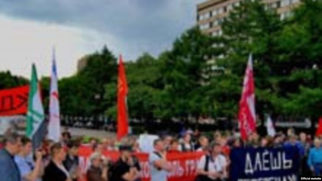 На митинг 9 июня пришли около 400 человек