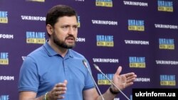 «Це абсолютний цинізм та знущання з мирних жителів, їх життя та здоров’я знаходяться у небезпеці», заявив мер міста Вадим Бойченко