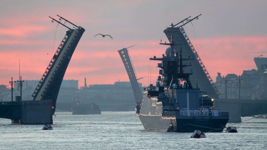 Романтикалық секс туралы толық метражды онлайн порно фильм