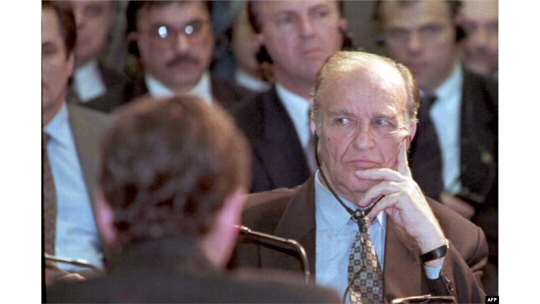 Predsjednik predsjedništva BiH Alija Izetbegović prvog dana mirovnih pregovora 1. novembra 1995. godine.