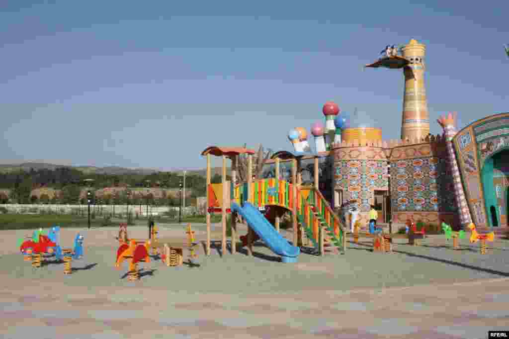 Бузургтарин тафреҳгоҳи атфол #38