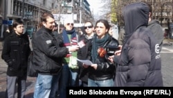 Петрит Сарачини, Движење против полициска бруталност.