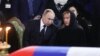 Елена Батурина и президент России Владимир Путин на похоронах Юрия Лужкова. 12 декабря 2019 года