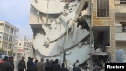 После удара российской авиации в городе Идлиб в Сирии