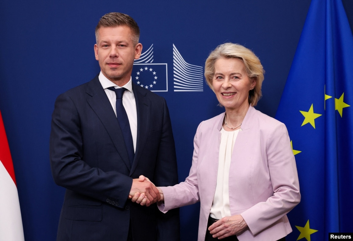 Петер Мадяр з президенткою Єврокомісії Урсулою фон дер Ляєн, яка щиро підримує проєвропейські устремління України