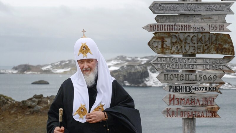 Сафари Усқуфи аъзами Русия ба Албанияи мусулмоннишин