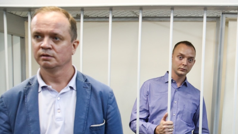 Autoritățile ruse au interzis jurnalistului Ivan Safronov să discute cu avocatul său