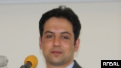 د ولسمشرکرزي ویاند وحید عمر