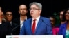 Лідер лівих Жан-Люк Меланшон виступає перед своїми прихильниками після оголошення перших результатів виборів, Париж, 7 липня 2024 року