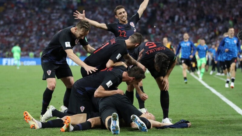 Хрватска – Англија и Белгија – Франција во полуфиналето на Светското првенство