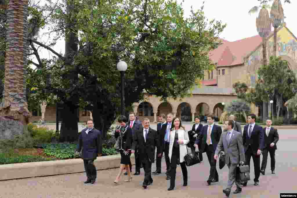 Татарстан президенты Рөстәм Миңнеханов АКШ сәфәре кысаларында Станфордта булды.