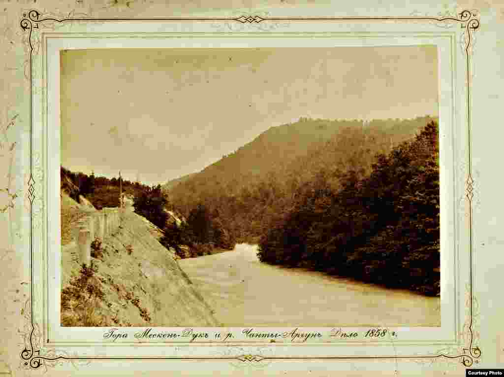 Мескен-Дукъ лам а, ЧIаьнтийн Орга хи а. 