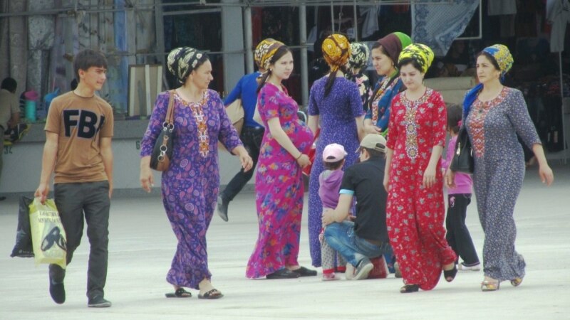 'Salam Dogan!': Türkmenistanda gender deňligi barmy?