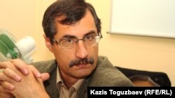 Евгений Жовтис, правозащитник, руководитель Казахстанского бюро по правам человека.