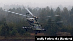 Mи-8 тікұшағы. Көрнекі сурет.