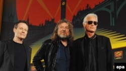 Басіст і клявішнік Led Zeppelin Джон Пол Джонс, вакаліст Робэрт Плант і гітарыст Джымі Пэйдж. Лёндан, 21 верасня 2012 году.