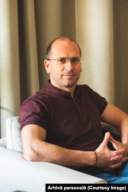 Viorel Roman, specialist în adicții