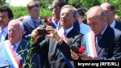 Французькі депутати в Криму, літо 2015 року