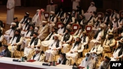 آرشیف، گفت‌وگوی میان افغانان در قطر