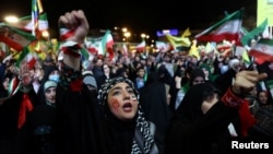 تصاحب خیابان برای جمهوری اسلامی، بعد از کشتار ۱۸ و ۱۹ دی‌ماه، بستری بود تا هم مشروعیت بگیرد و هم بر روایت معترضان و گروه مخالفی که صدای بلندتری در اعتراض‌ها داشت غلبه کند