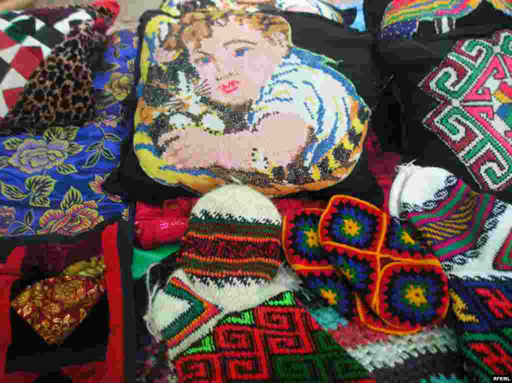 Мӯди нав: Ҷӯроби бадахшӣ #12