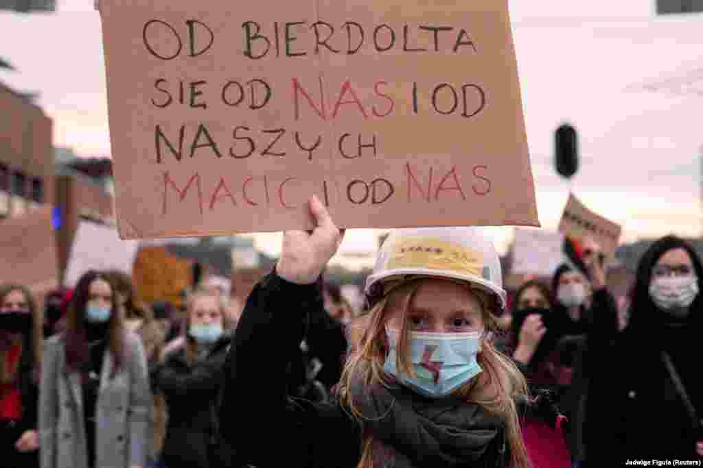 Під час акції протесту в Гданську, 28 жовтня 2020 року